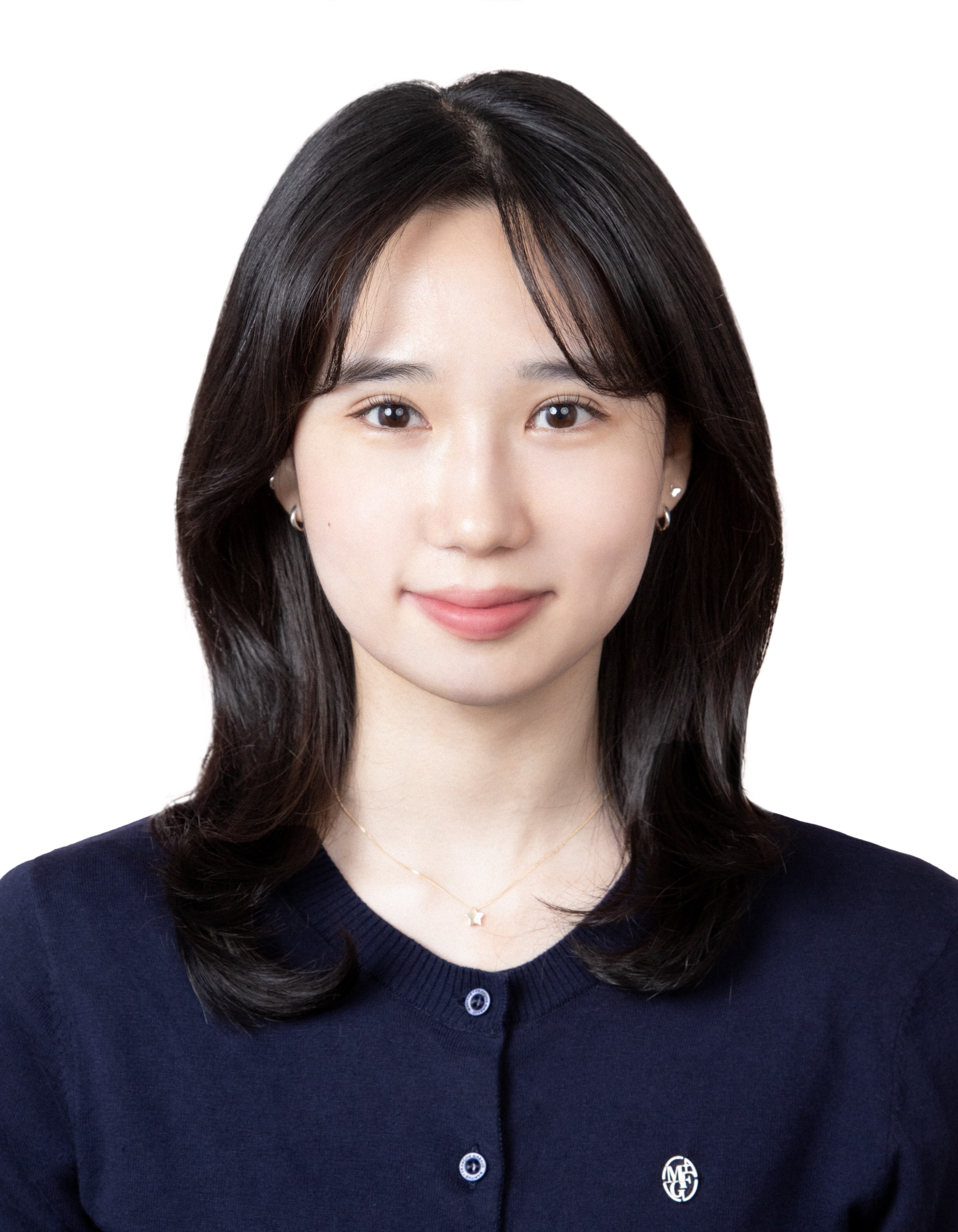 김정윤